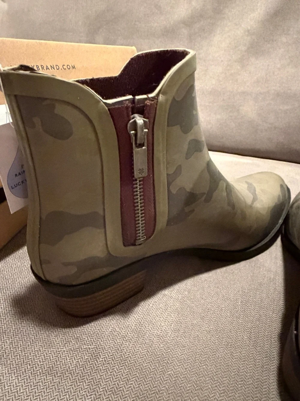 Lucky Brand camo Rain Boots w/Shoe Box